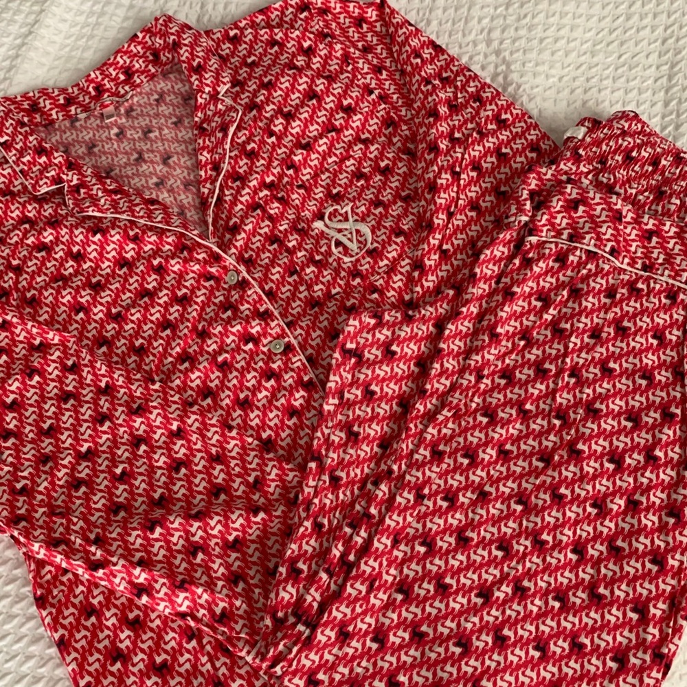 Victoria’s Secret Cotton Long PJ Set 😍😍